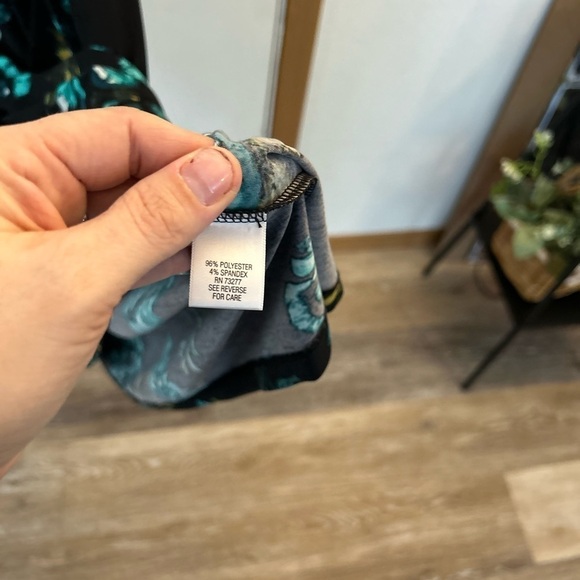 Elle Large Maxi Floral sleevless dress - Picture 4 of 7